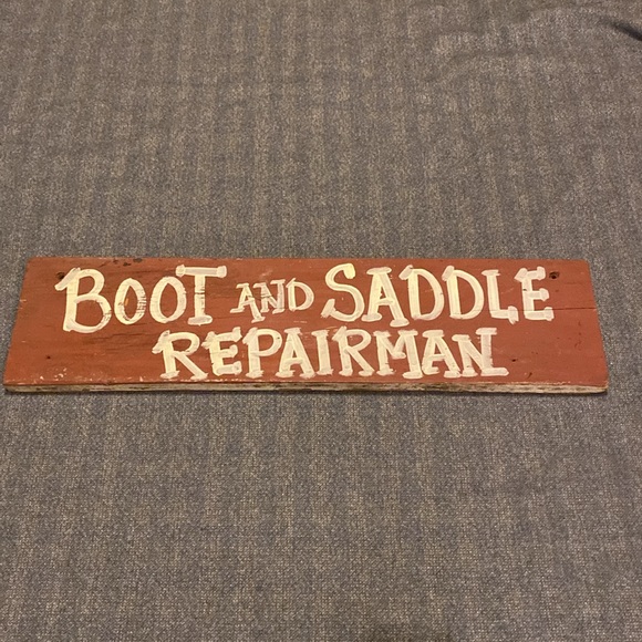 VTG Boot and Saddle Repairman wooden sign. 22 1/2 x 5 1/2 - Picture 5 of 9